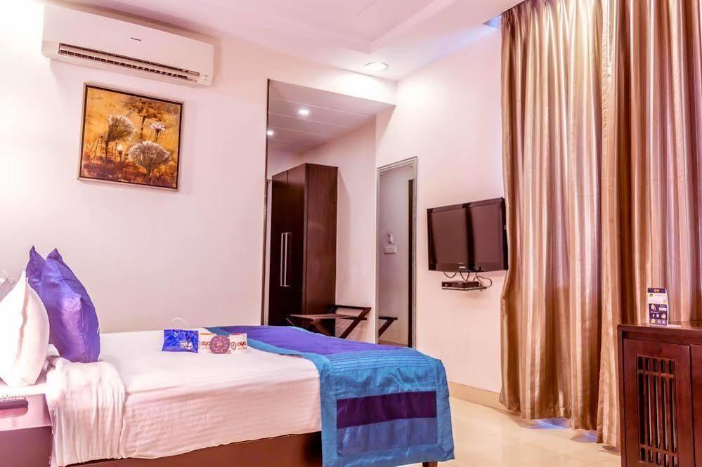 Oyo Premium Coastal Battery Hotel Visakhapatnam Ngoại thất bức ảnh